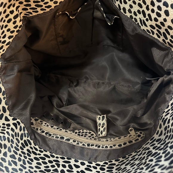 Brown and Tan Shoulder Bag with Cheetah Print and Leather - Picture 6 of 9